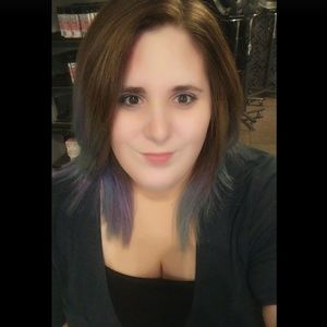 Meet your Posher, Nicole